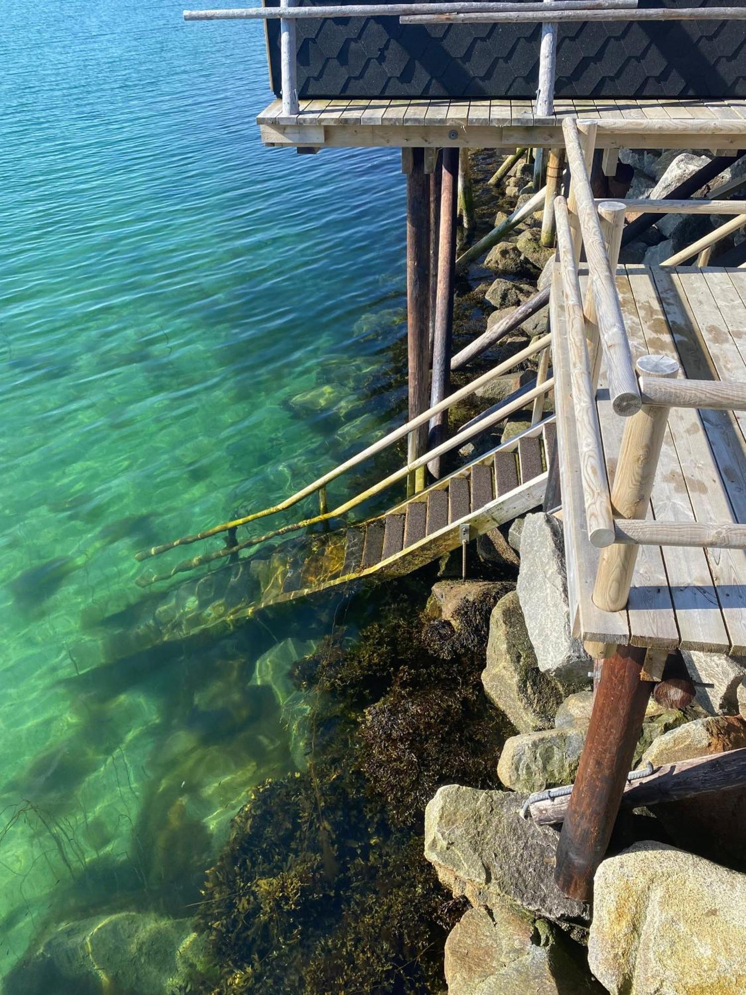 Molobua, Fantastic Place By The Sea Leknes Exterior foto